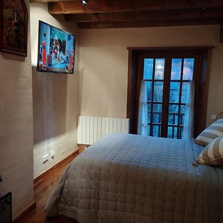 Esqui, Aigueestortes Y Boi-Tauell A Tus Pies En Ebrehogar Pla de l'Ermita Exteriör bild
