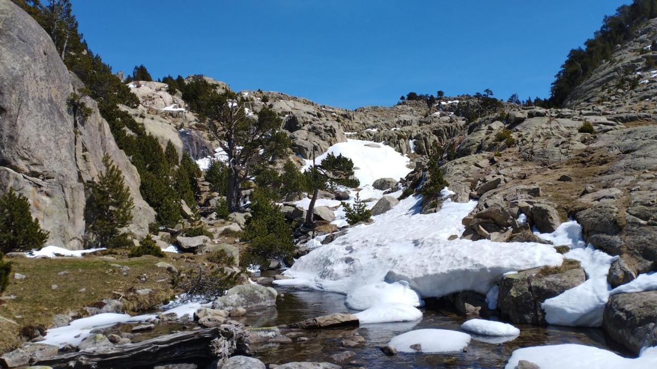 Esqui, Aigueestortes Y Boi-Tauell A Tus Pies En Ebrehogar Pla de l'Ermita Exteriör bild