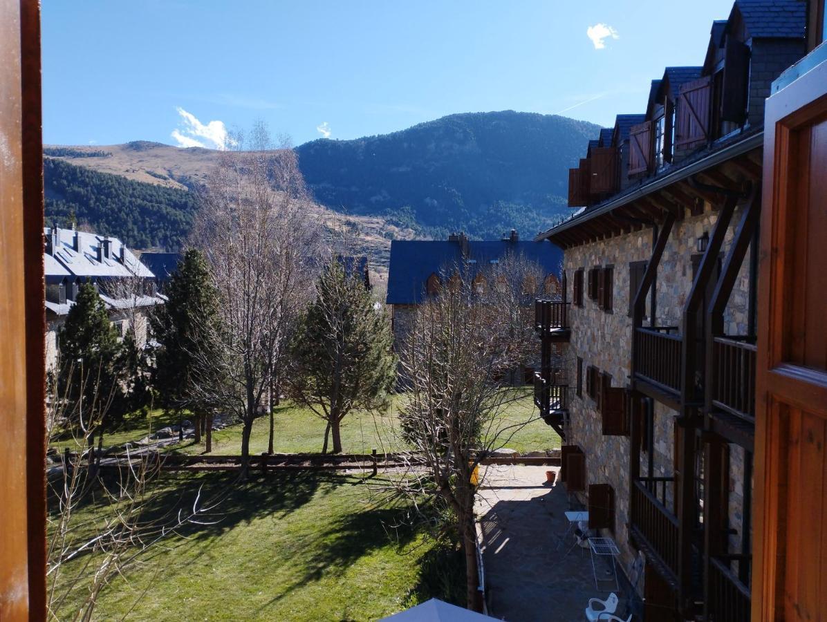 Esqui, Aigueestortes Y Boi-Tauell A Tus Pies En Ebrehogar Pla de l'Ermita Exteriör bild
