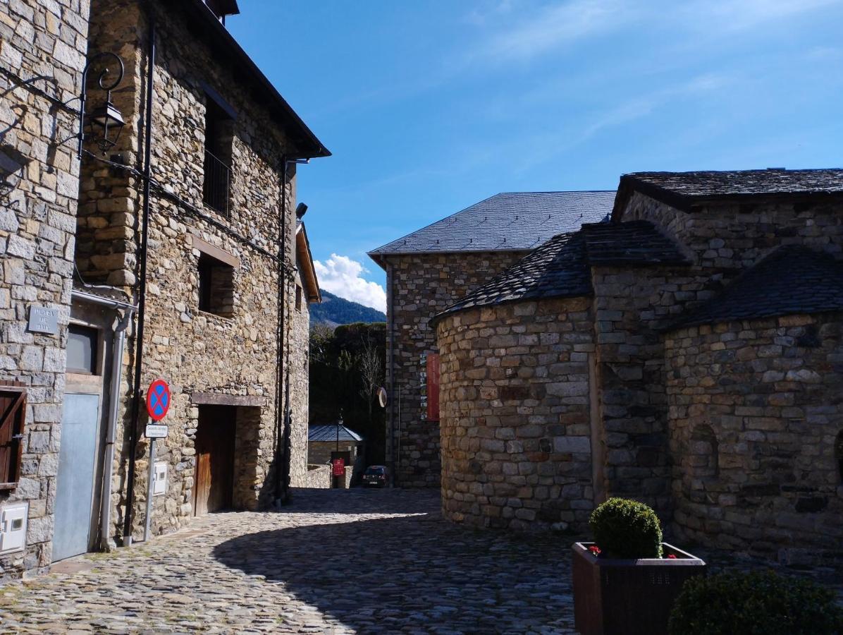 Esqui, Aigueestortes Y Boi-Tauell A Tus Pies En Ebrehogar Pla de l'Ermita Exteriör bild